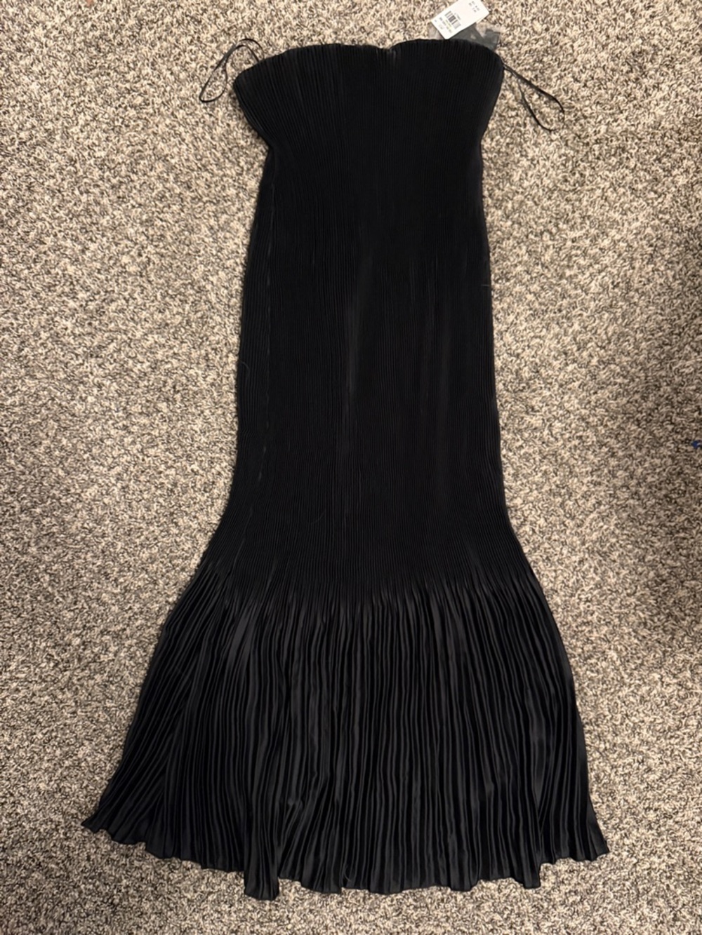 NWT Abercrombie & Fitch Giselle Black Pleated Midi Dress - Picture 4 of 7